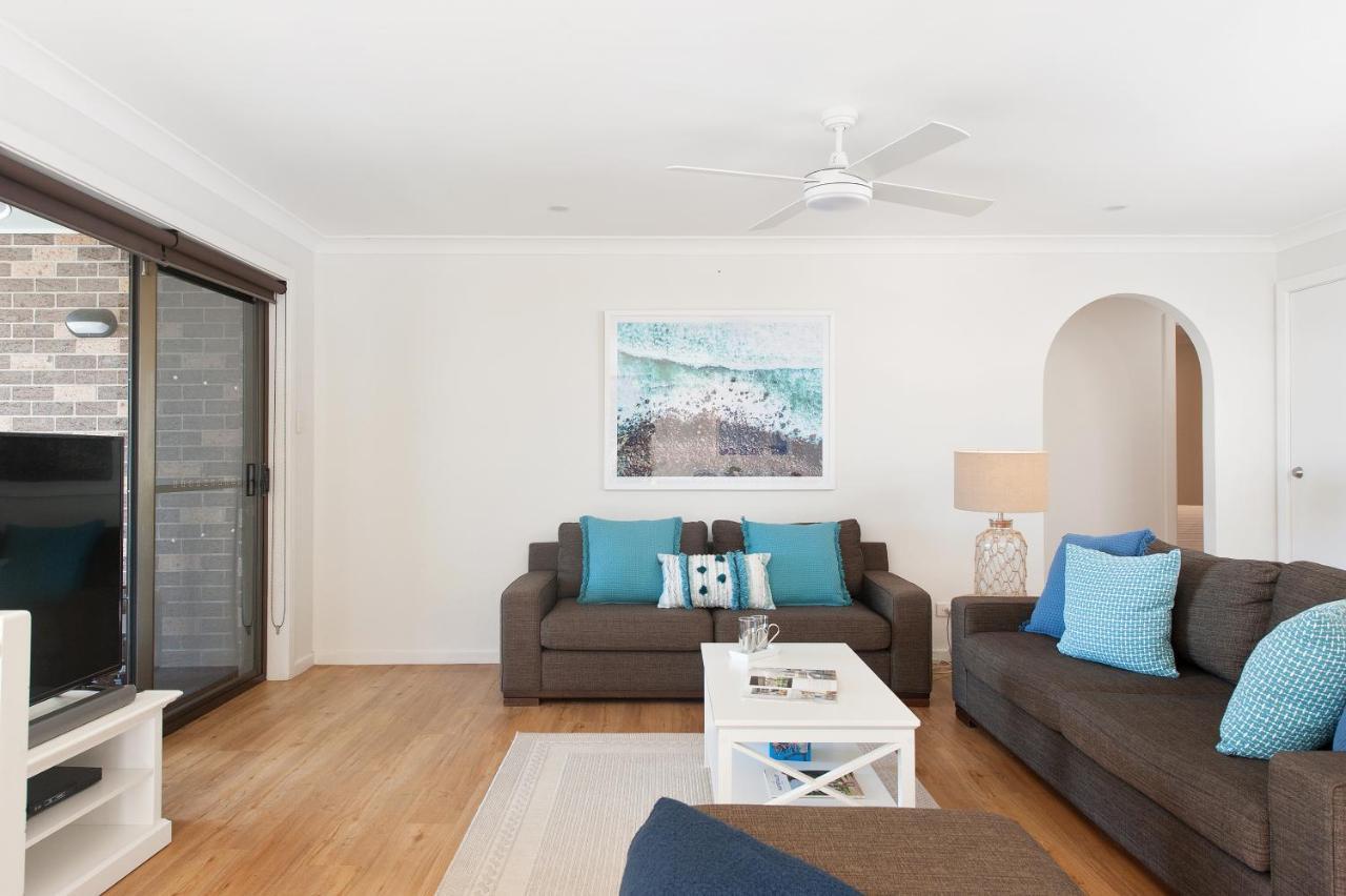Dutchie'S Dream - Glorious Views And Opposite Dutchies Beach Nelson Bay Bagian luar foto